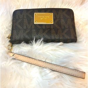 Micheal Kors Wallet
